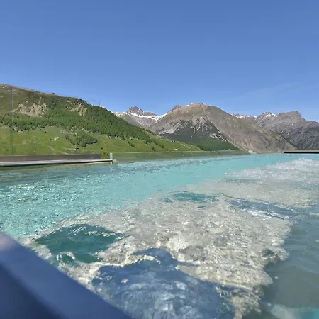 Alpen Bivio Отель 4*