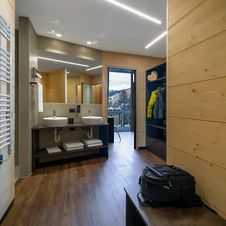 Hotel Alpen Bivio 4*