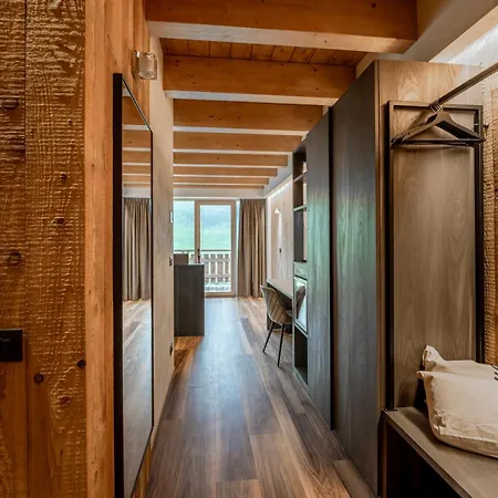 Hotel Alpen Bivio 4*