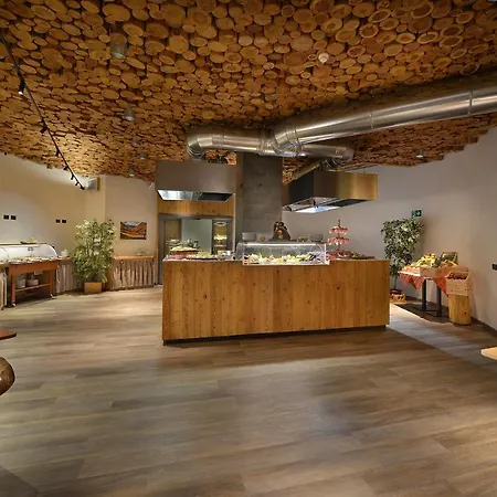 Alpen Bivio ホテル 4*