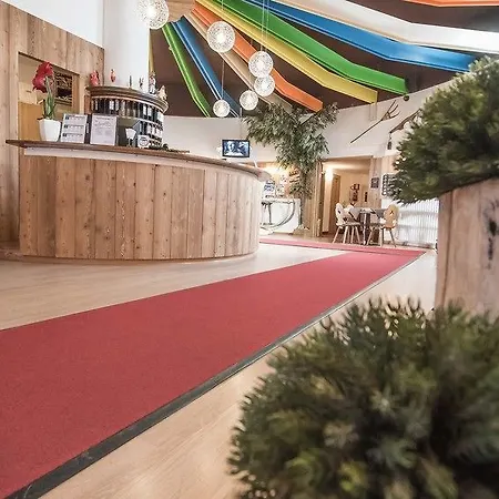 Alpen Bivio ホテル 4*